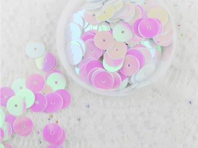 Diy缝制纺织圆形扁平宽松亮片乳白色珠子切片服装婚纱装饰pvc膜散装亮片