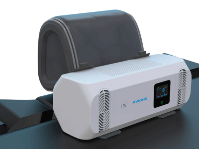 AVICHE C1车载二合一车载空气净化器，带Hepa 13木炭过滤离子发生器应用AQI显示烟雾气味PM2.5细菌